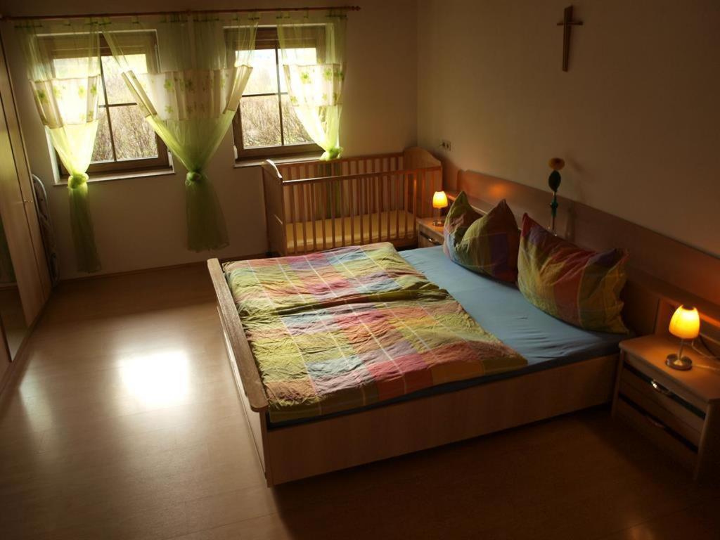 Haus Schober Apartment Уиндишгарстен Екстериор снимка