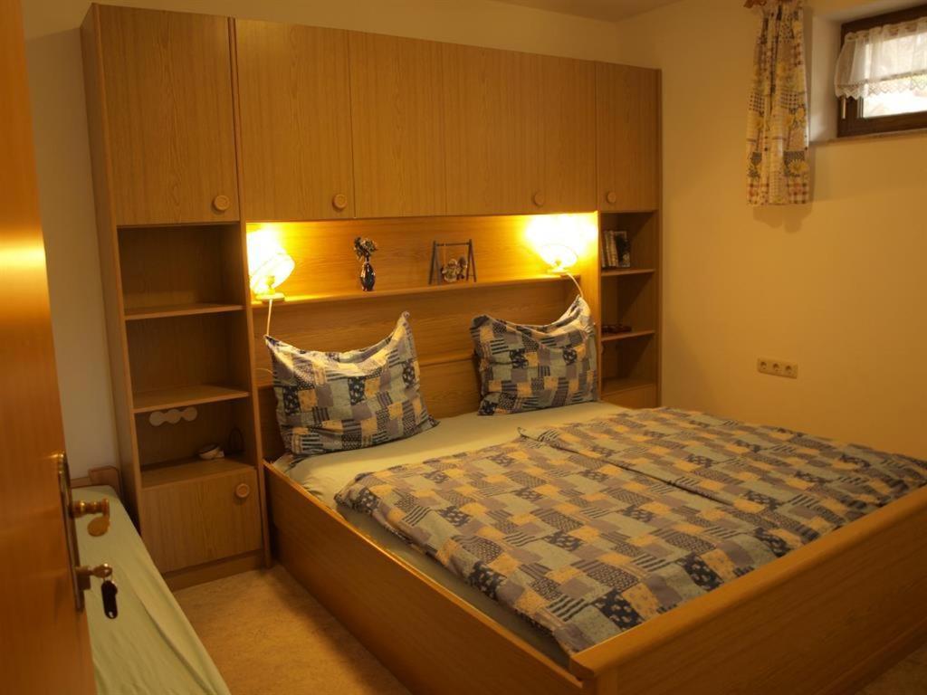 Haus Schober Apartment Уиндишгарстен Екстериор снимка