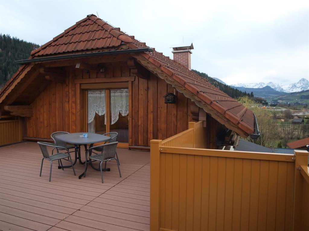 Haus Schober Apartment Уиндишгарстен Екстериор снимка